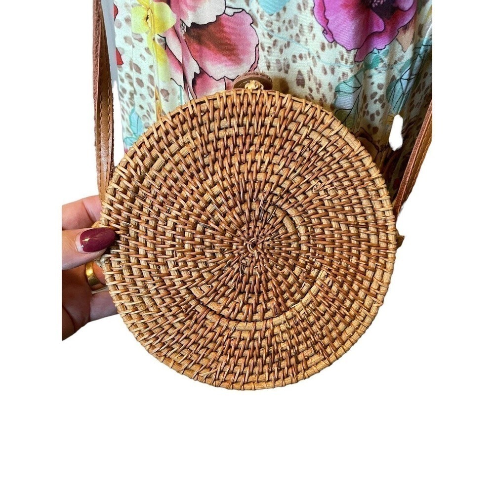 Urban Outfitters Round Hand Woven Straw Rattan Basket Purse Crossbody Bag Boho - Picture 7 of 10